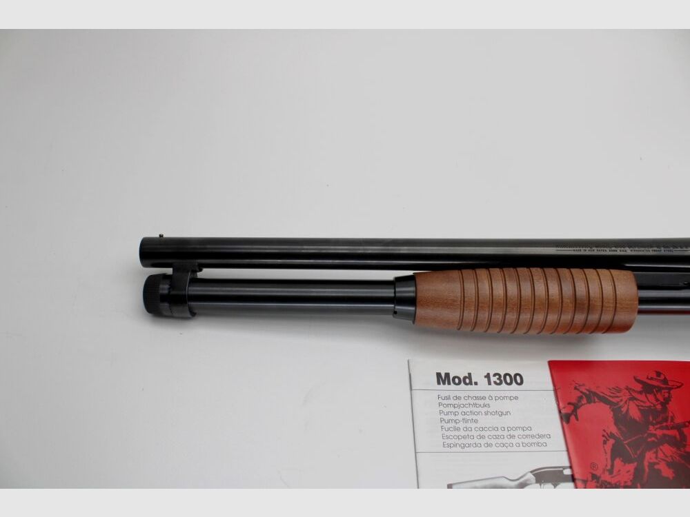 Vorderschafts Repetier Flinte Winchester 1300 Defender 12/76