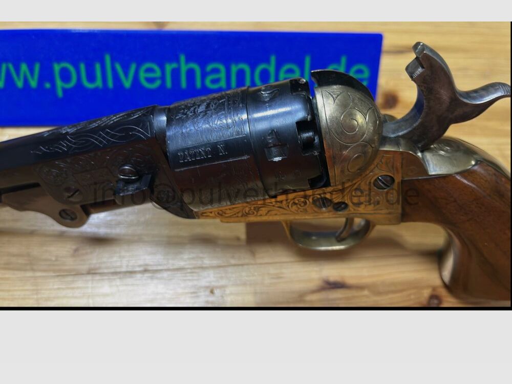 Modell Navy .44(BlackPowder) Hersteller Italy