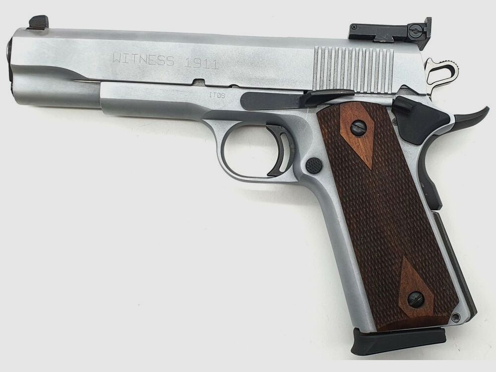 Tangfoglio Witness 1911, Usado con cargador de repuesto