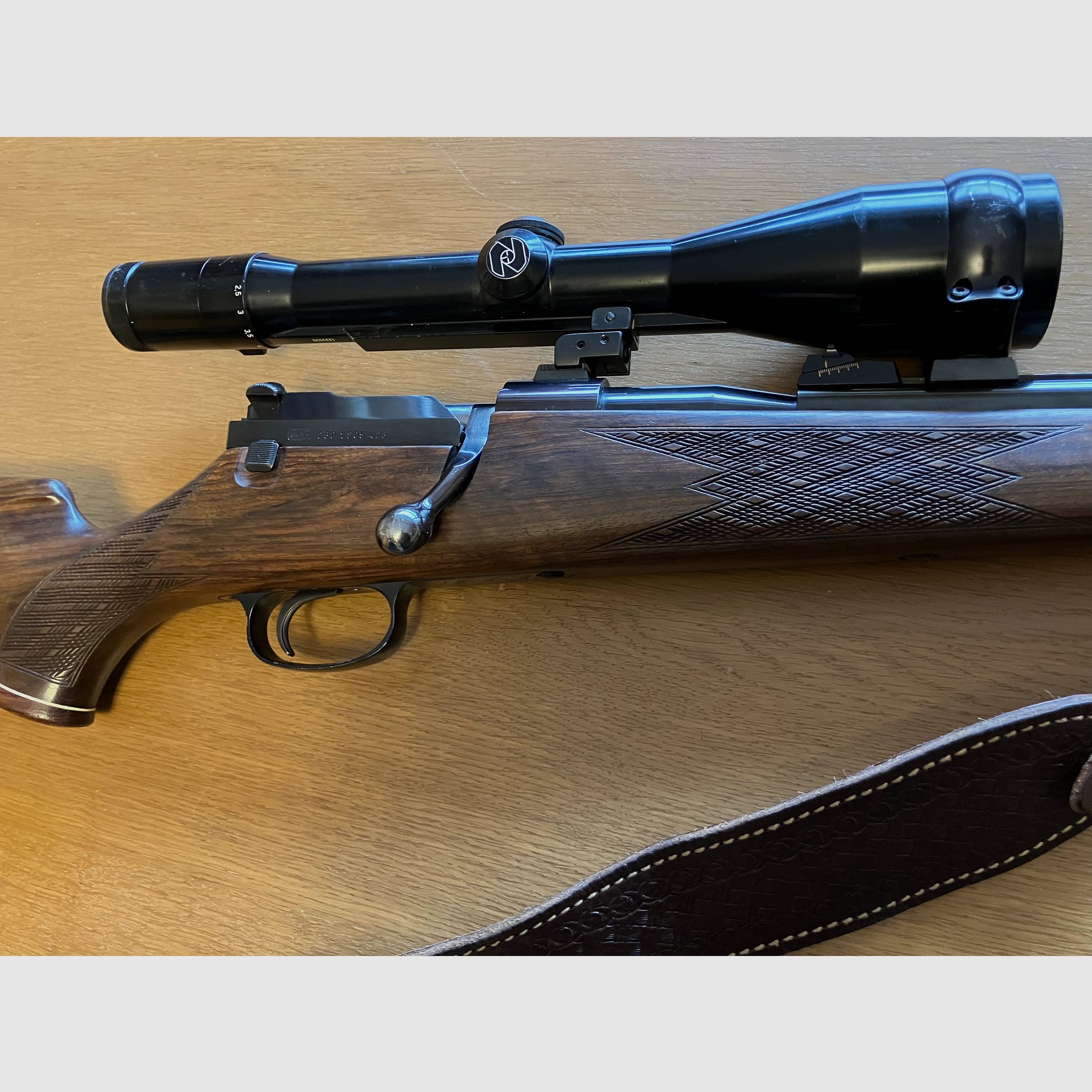 MAUSER 66 Kaliber 7mm Remington Magnum, ZF Zeiss 2,5 - 10x52, Sehr guter Zustand