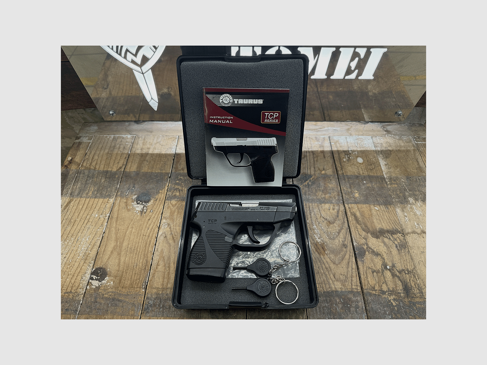 UŻYWANY – PISTOLET – TAURUS MOD. PT 738 ULTRA CARRY kal. 9 krótki (.380 ACP), zdjęcie 4 z 4