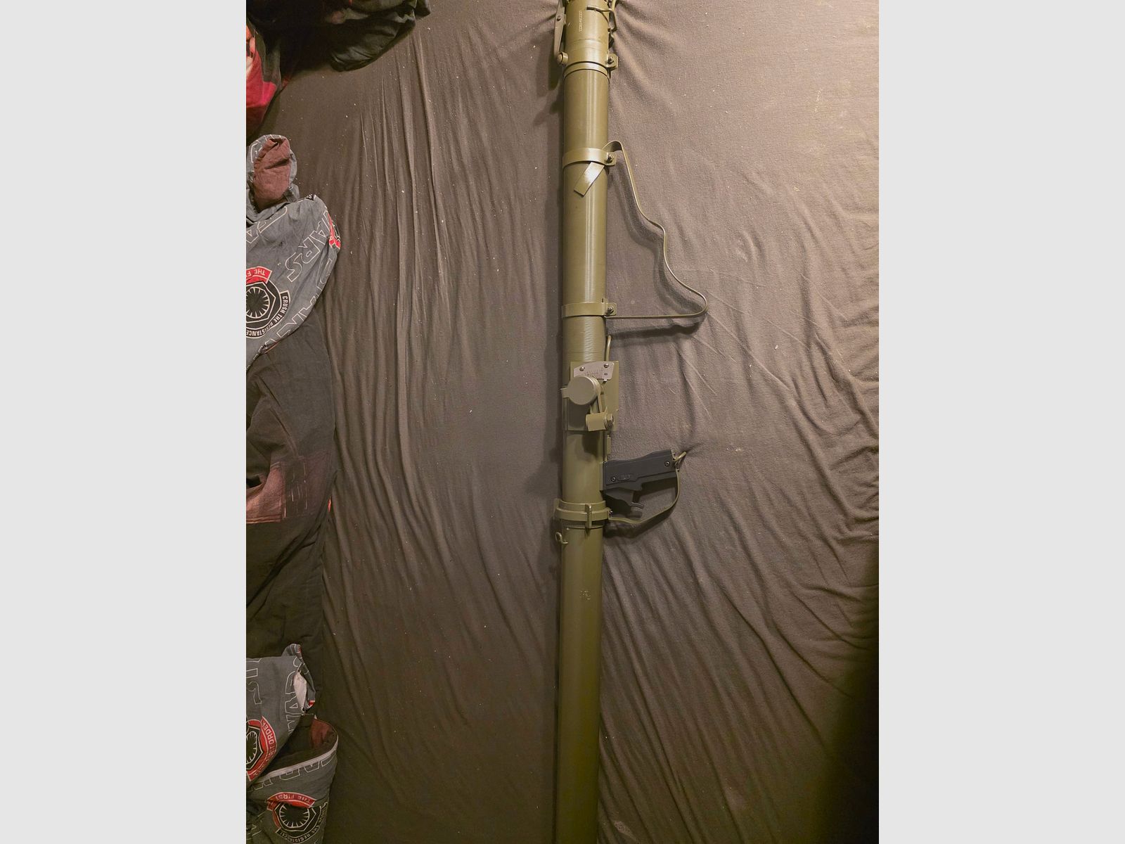 Apple Airsoft bazooka
