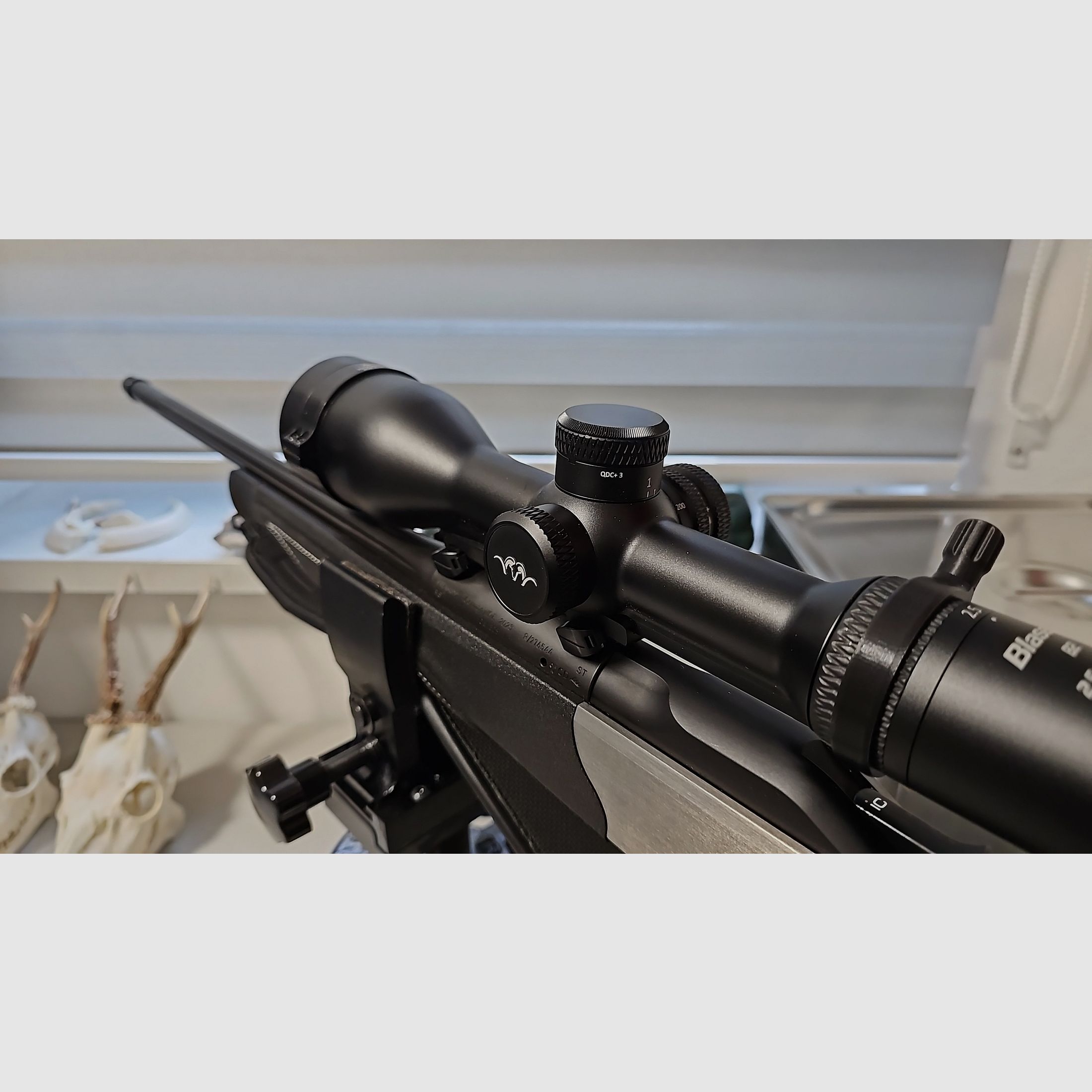 Blaser Zielfernrohr B2 2,5-15x56 iC S mit Schiene + Flipcover + QDC+