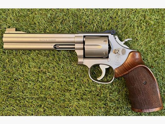 Smith & Wesson 686 Mistrzowski Celownik