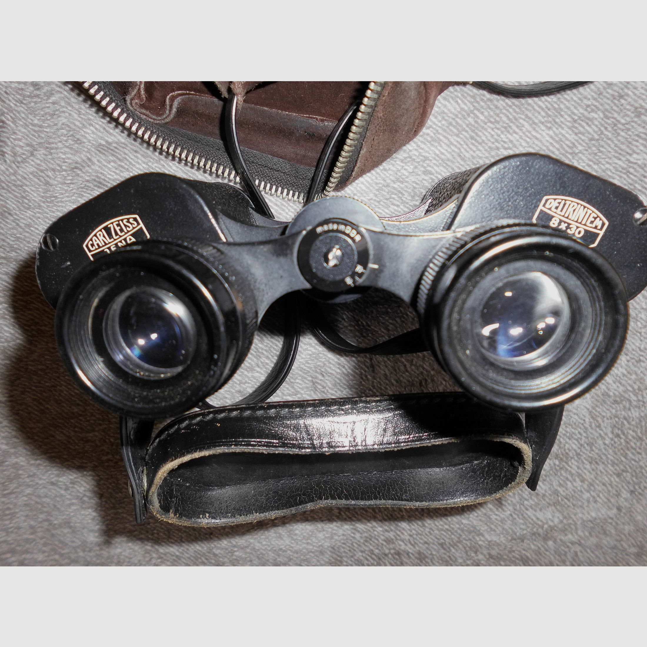 Original Carl Zeiss Jena DELTRINTEM 8x30 Q1 Fernglas Made in DDR