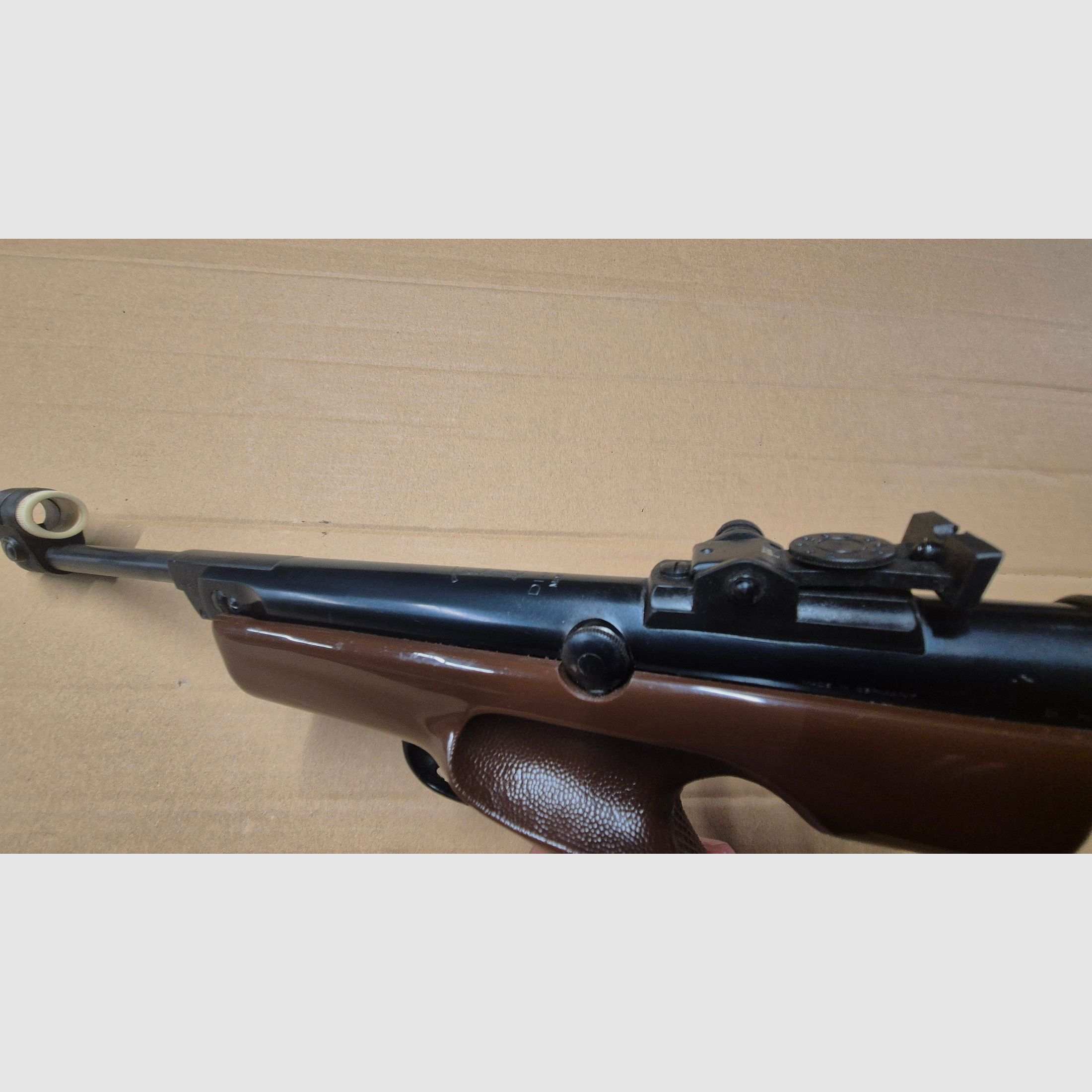 Matchpistool Diana 6