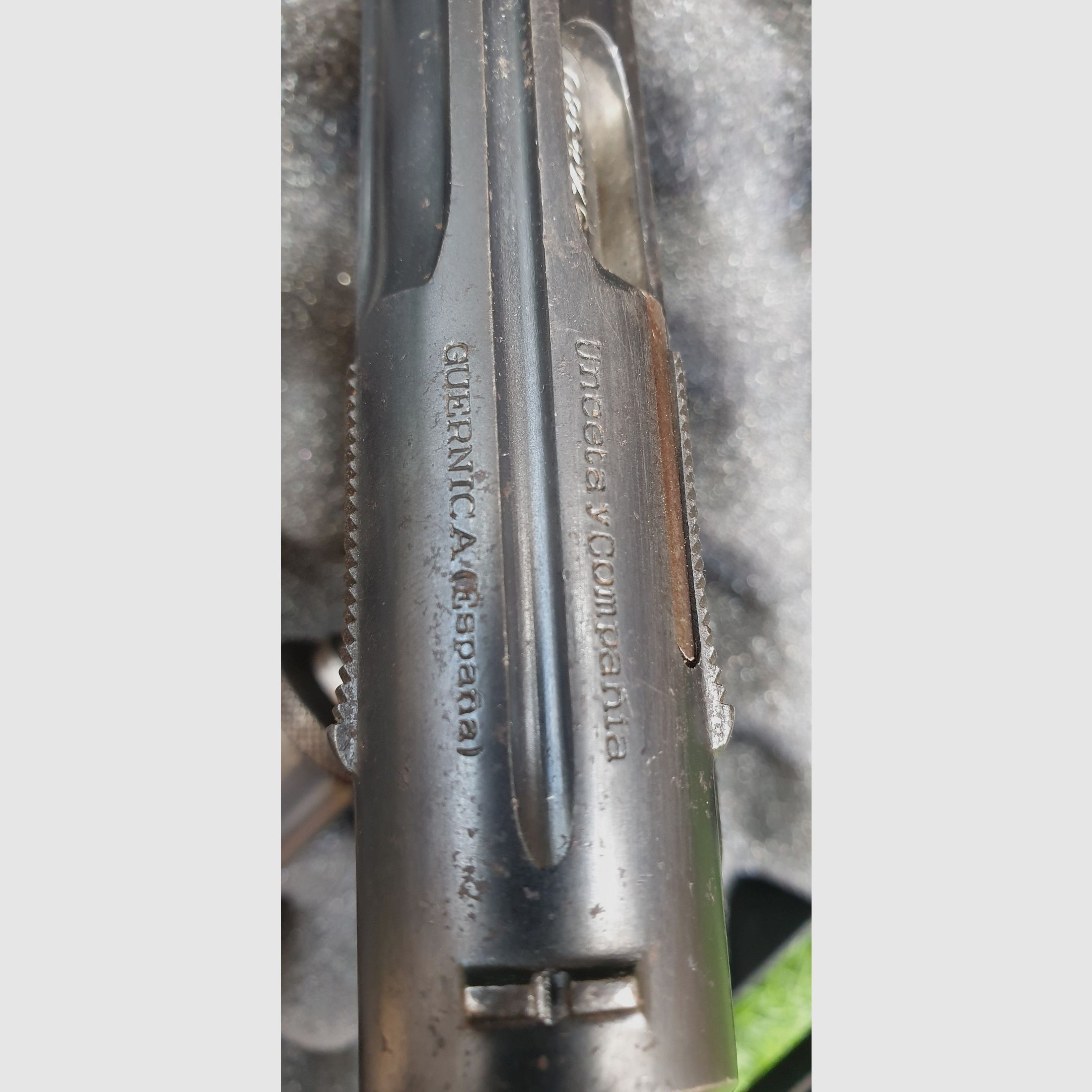 Historic pair of ASTRA 400 and 300 9mm pistols
