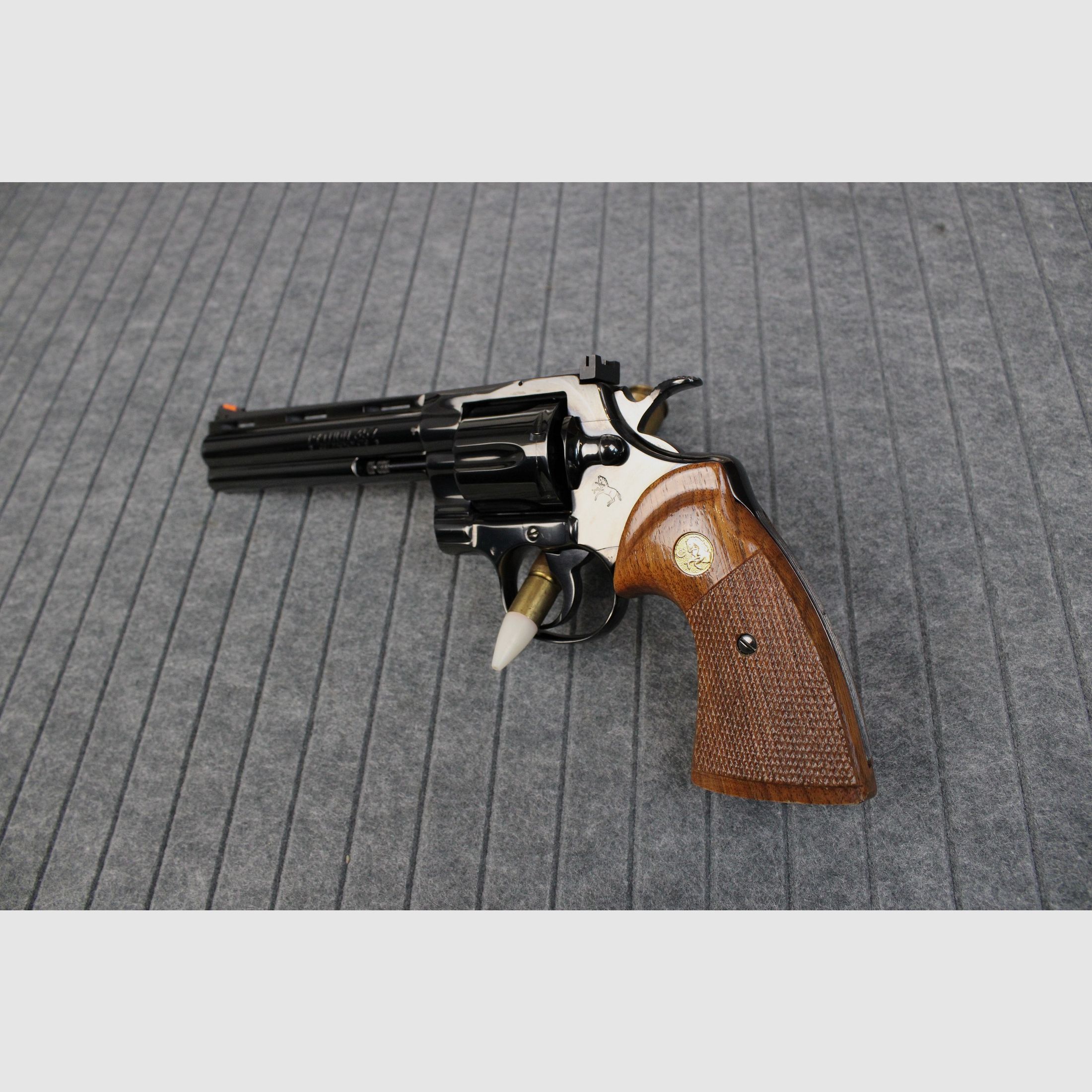 Colt Python 6″ .357Mag, afbeelding 4 van 6