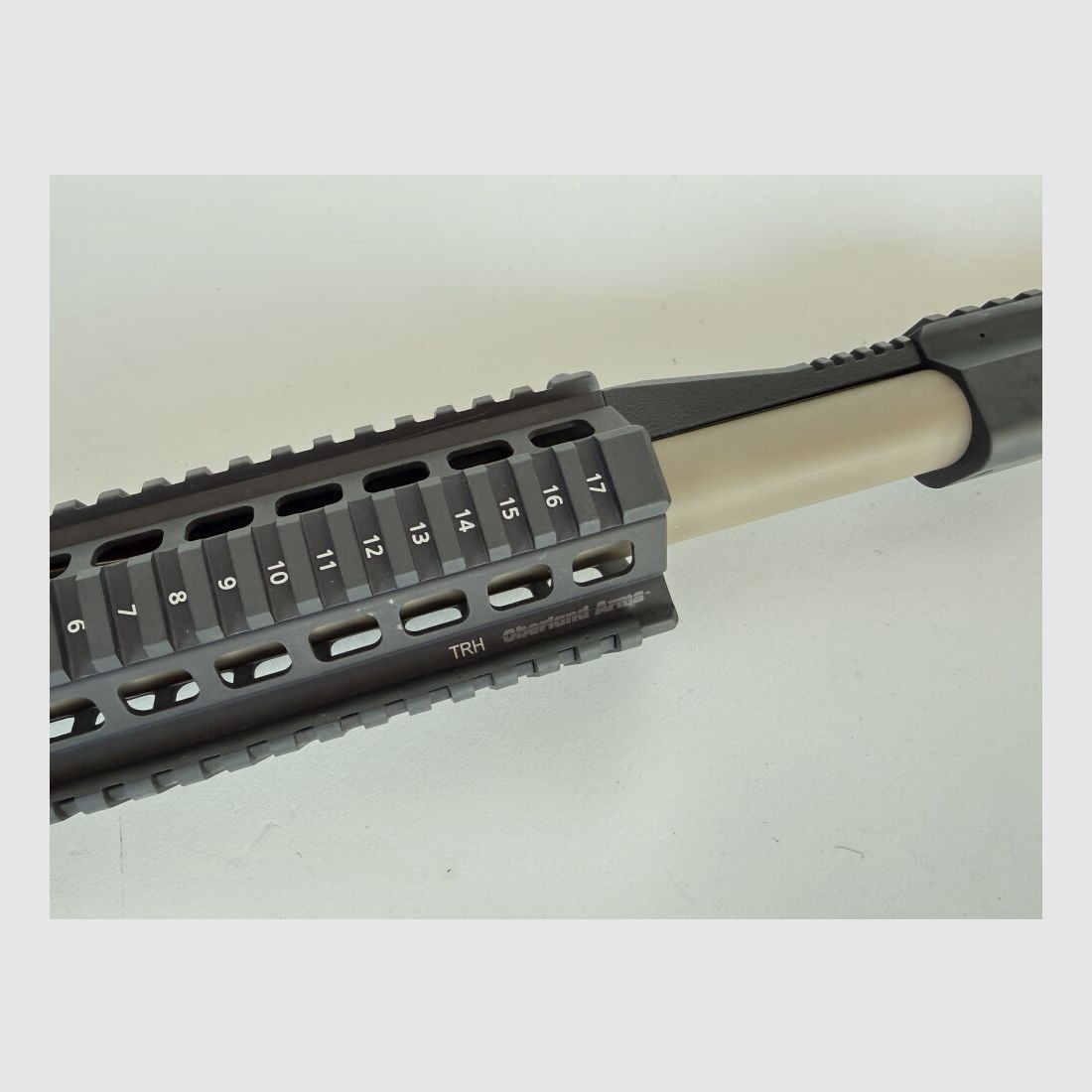 Oberland Arms OA-10 ENKELE STUK