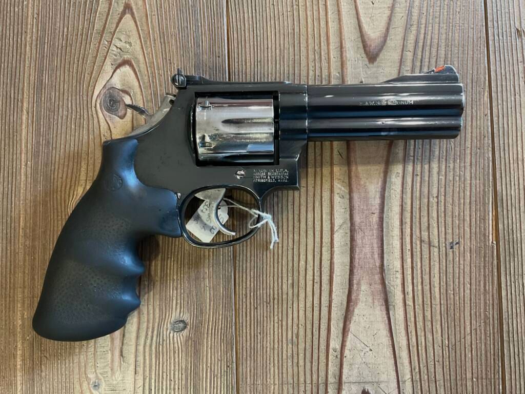 GEBRAUCHT – Revolver Smith & Wesson mod. 586 Distinguished Combat