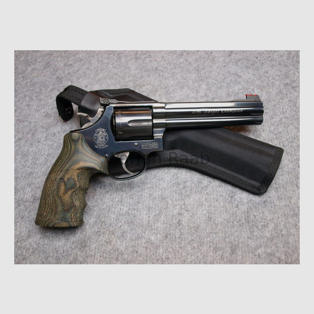 Smith & Wesson Smith & Wesson 586 - 4 Target Champion