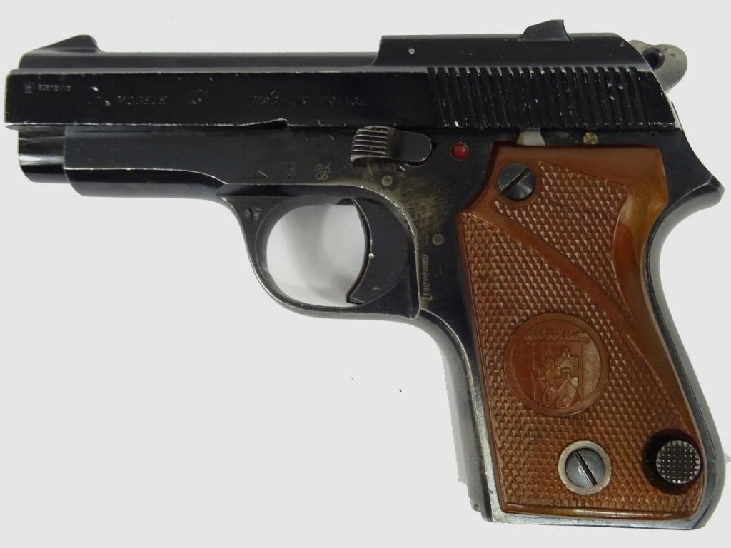 Unique pistool mod. L kal. .22lr, afbeelding 1 van 10
