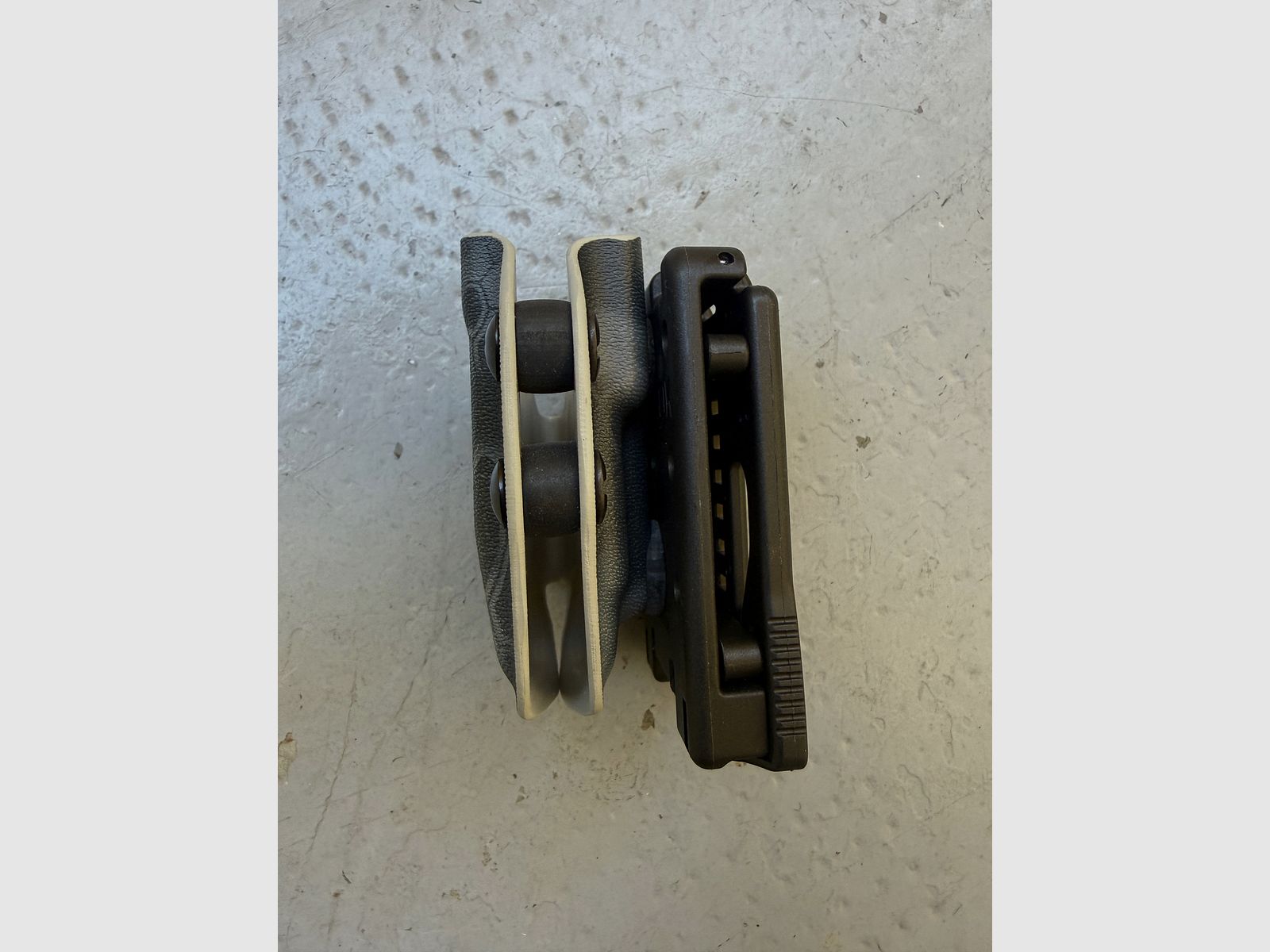 Black Trident Pistolen Single Mag Carrier voor CZ Shadow 2