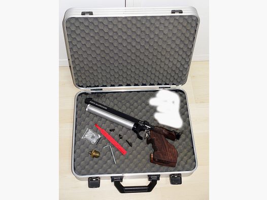 Steyr LP10 Pressluft Matchpistole / 3 Rechtsgriffe Gr. S + M
