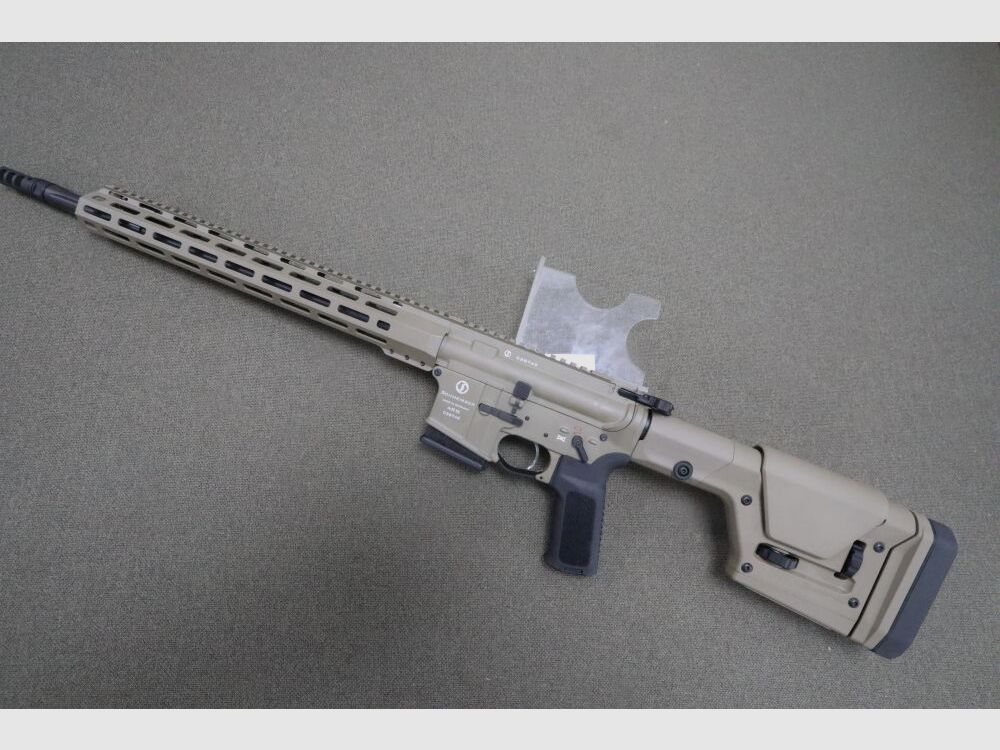Schmeisser AR 15 DMR Schmeisser AR 15 DMR FDE 18" looplengte