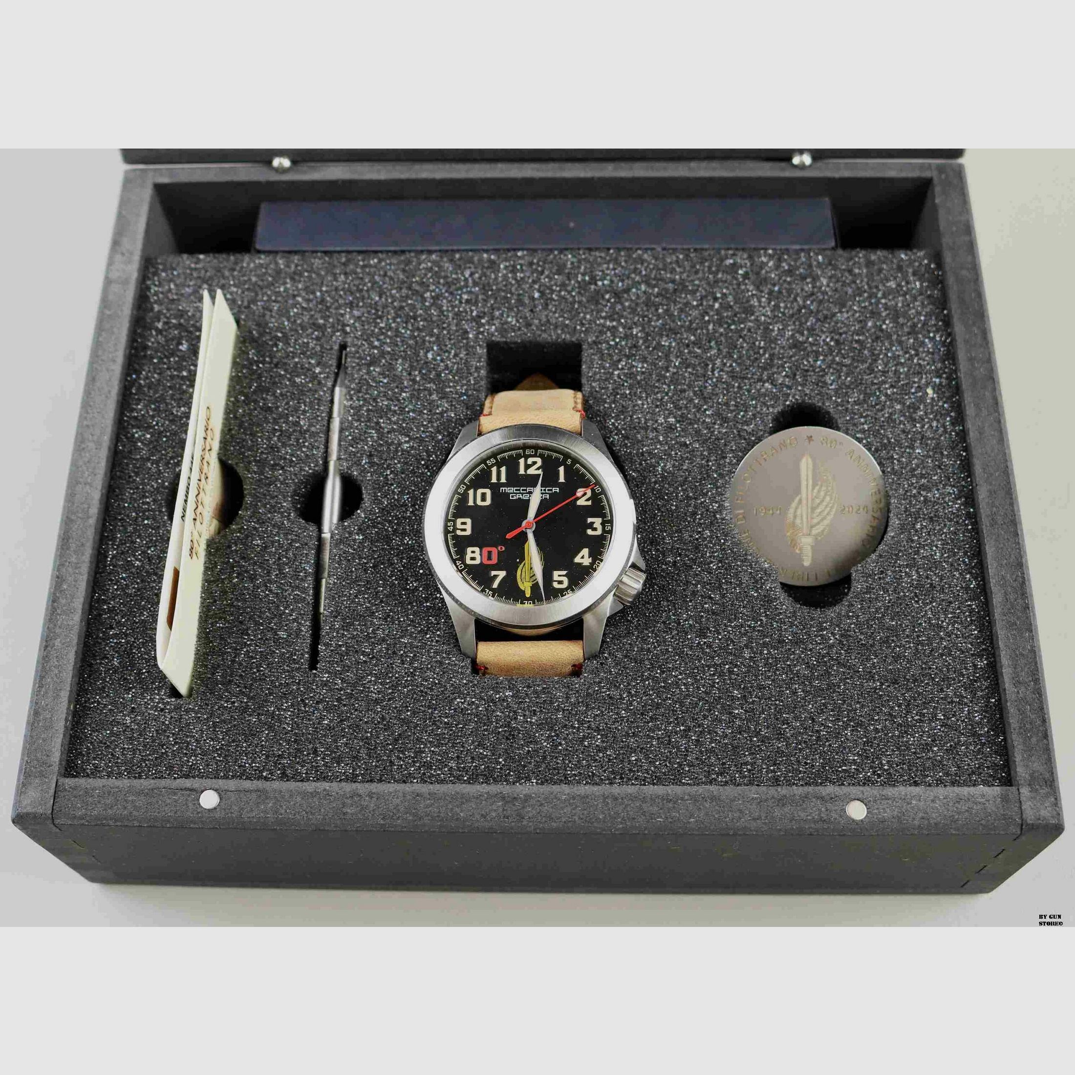 Ruw Mechanisch Horloge mod. Nembo 80° Filottrano, afbeelding 1 van 5