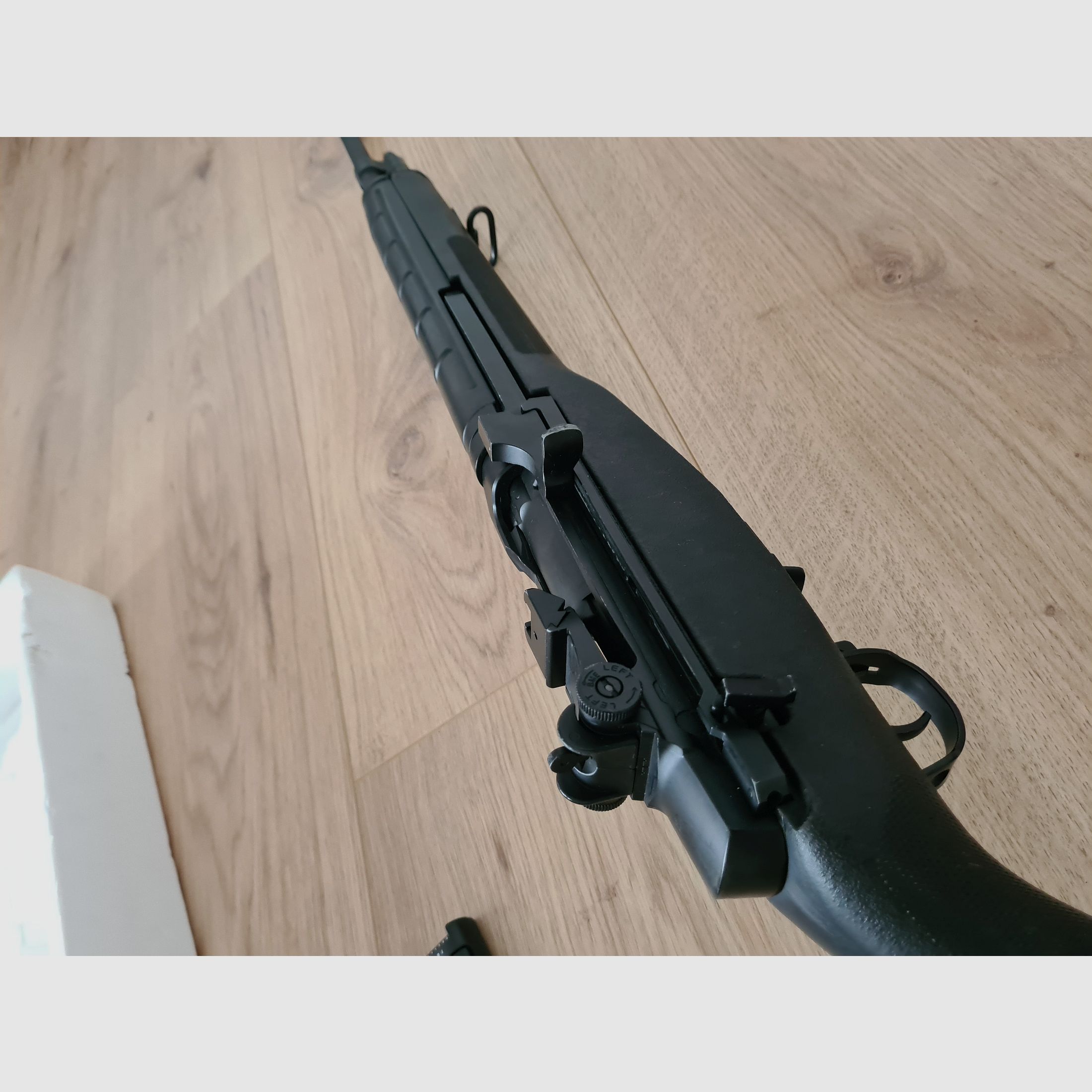 M14 airsoft gun, image 3 of 11