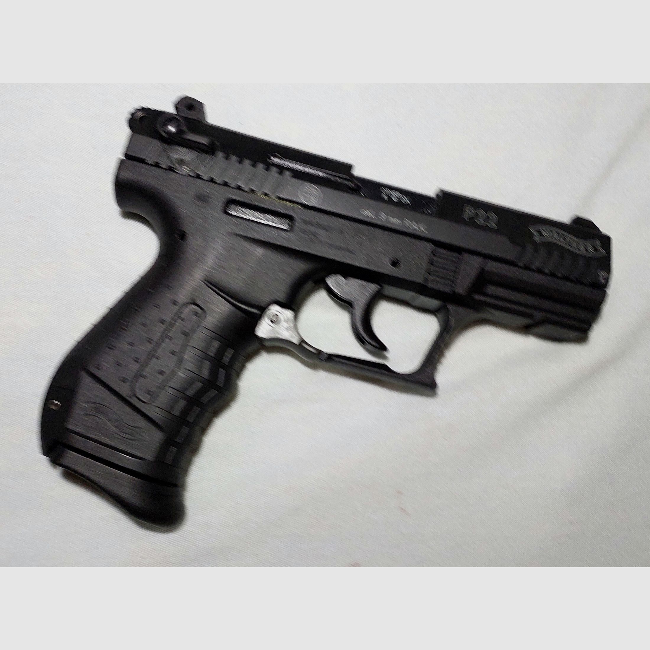 Walther P22 (P 22 Classic) pistola de fogueo 9mm P.A.K. negra (PTB 778)