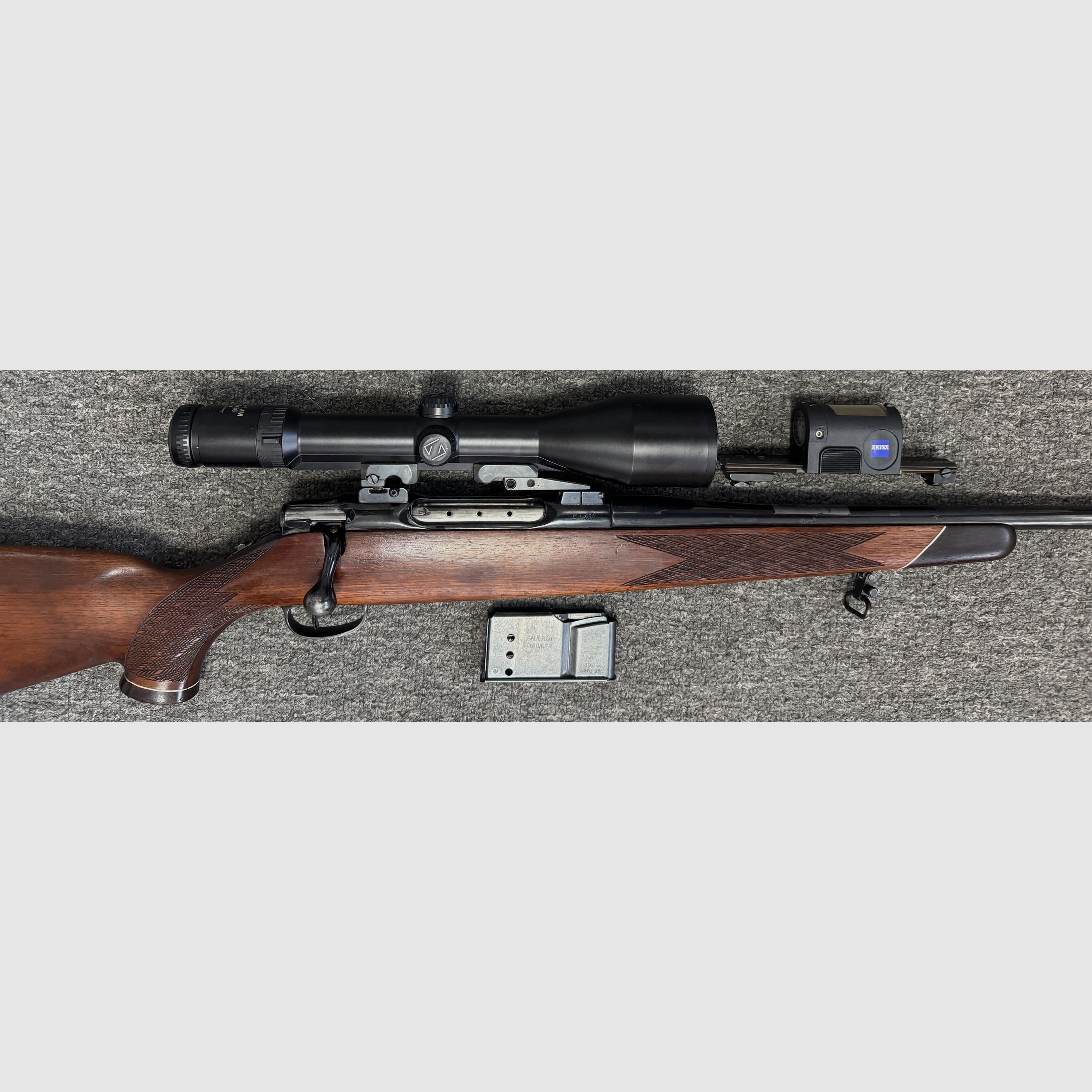 Sauer 80 met Zeiss 3-12x56 & Zeiss Z-Point, M14x1