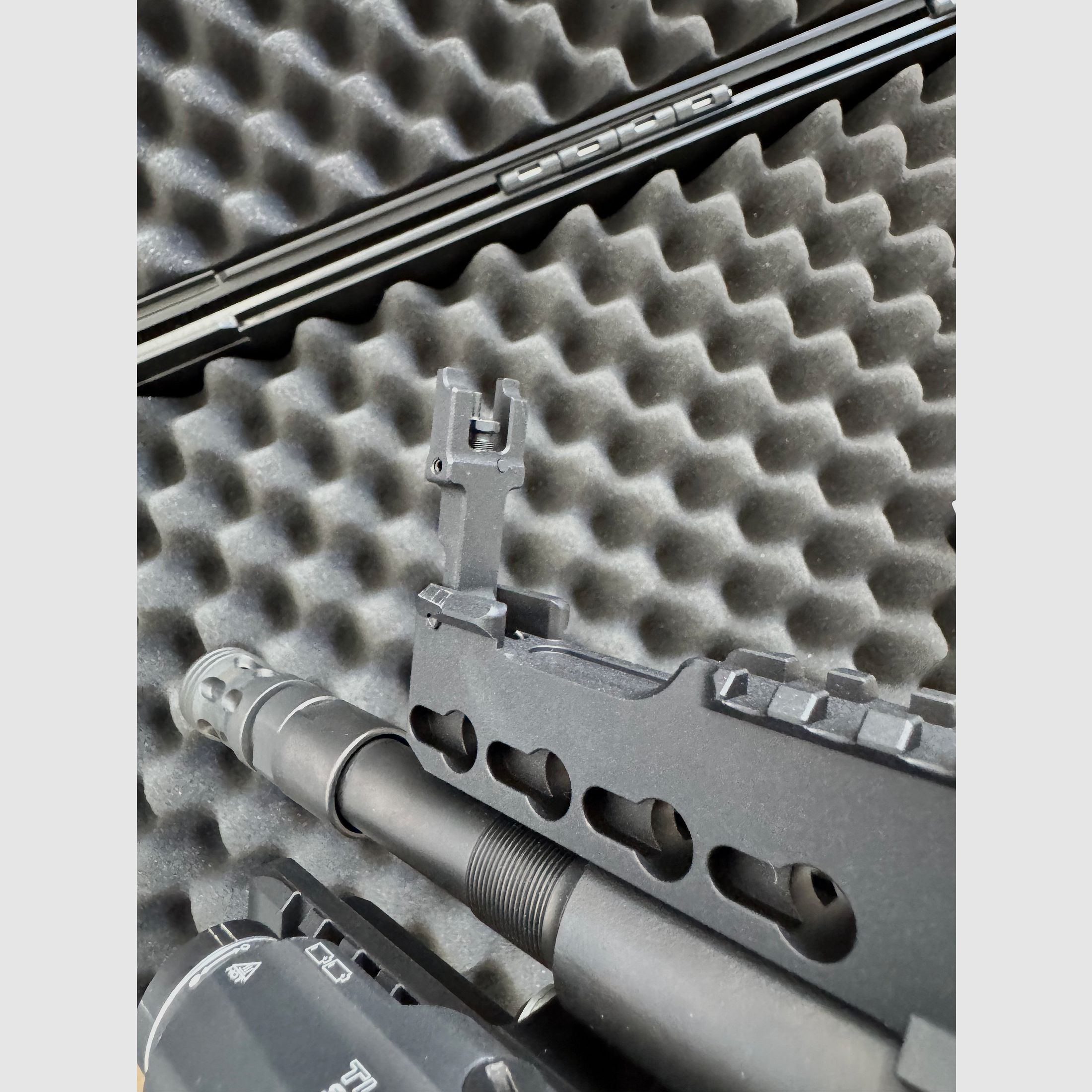 Steyr AUG-Z A3 S.W.A.T. inkl EOTECH XPS2-0 & Streamlight TLR RM2, zdjęcie 18 z 20
