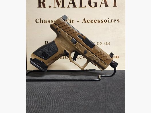 BERETTA APX A1 Compact TACTICAL FDE Kal.9×19 (auf Lager)