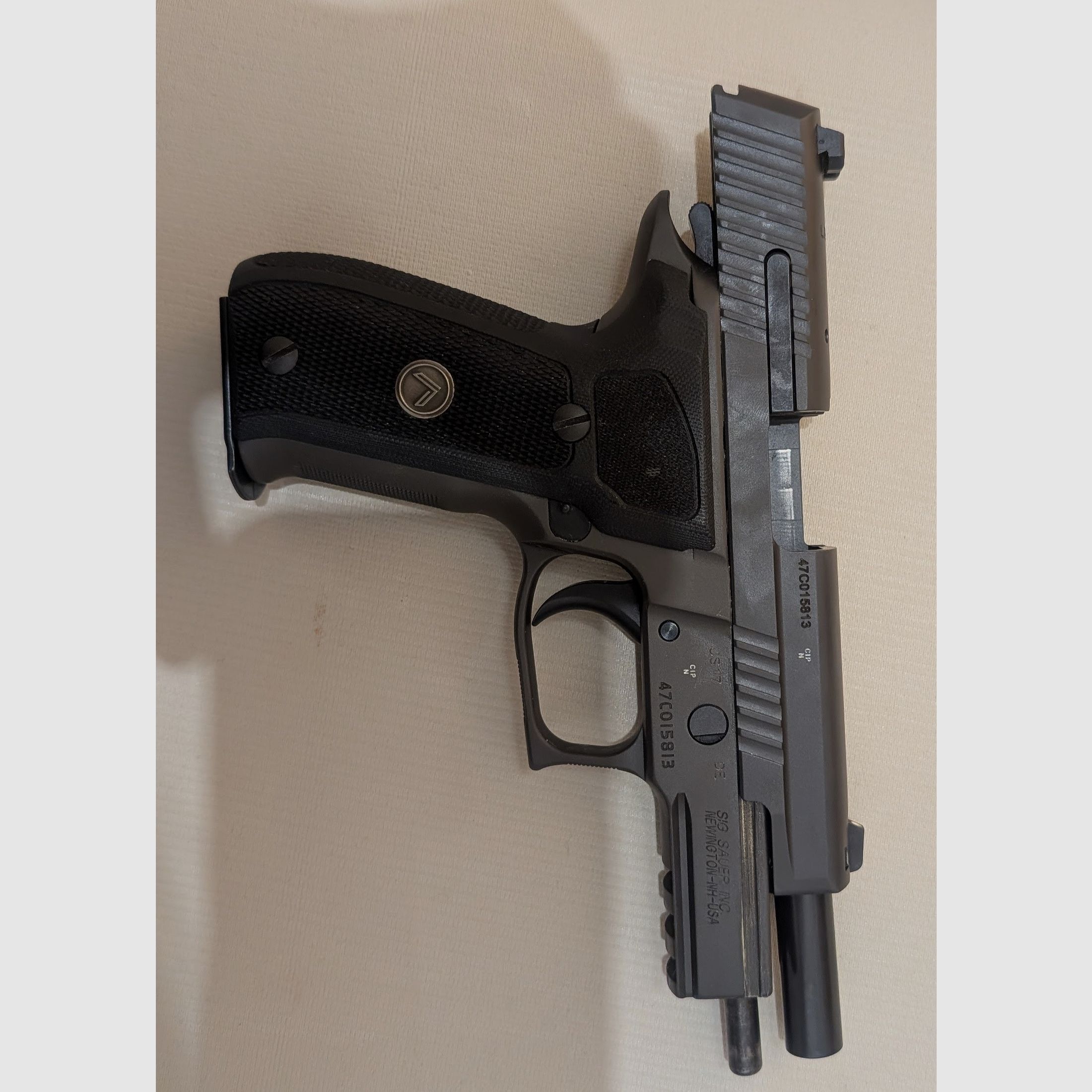 Sig Sauer P226 Legion DA/SA 9mm Luger