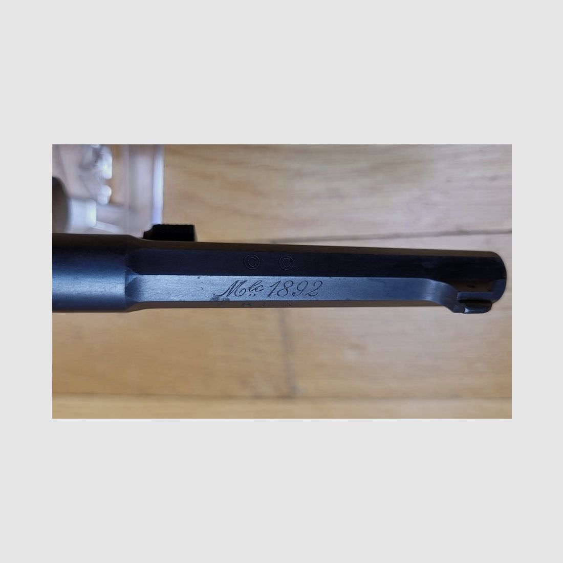 Sehr schöner Dienstrevolver 1892 – verbreitet, aber mythisch – Höhepunkt des Revolvers Made in France – Kaliber 8mm92 – Ikonische Waffe von 1915 – Zustand Sup!, Bild 1 von 23
