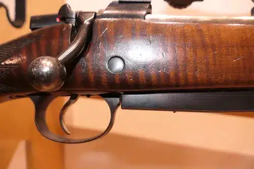 Gebrauchte Jagdgewehr CZ Medium + Rotpunktvisier Kal. 300 Win Waffe Kat. C, Bild 5 von 15