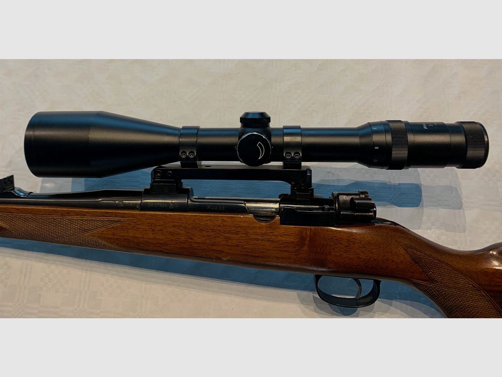 Rifle repetidora Brno Arms Mod. 98 Cal. 7X64 con ZF Frankonia 3-12 X 56