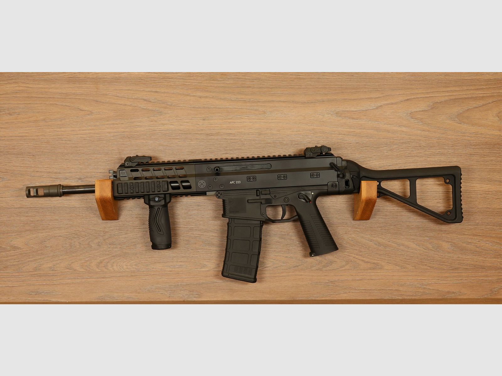 APC 223, image 2 sur 2