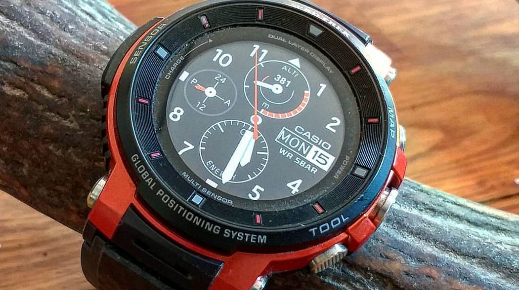 Smartwatch oder Outdoor Uhr? Casio WSD-F30