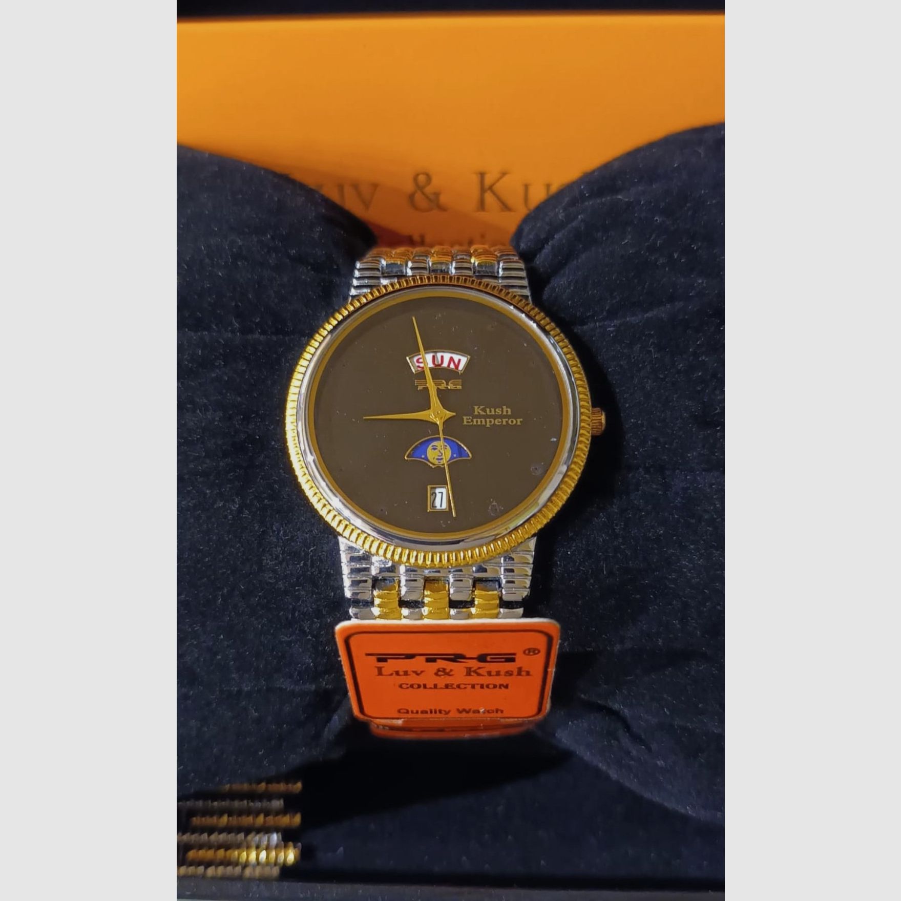 Wristwatch with 18 K gold, Swiss movement moon phase, date and weekday