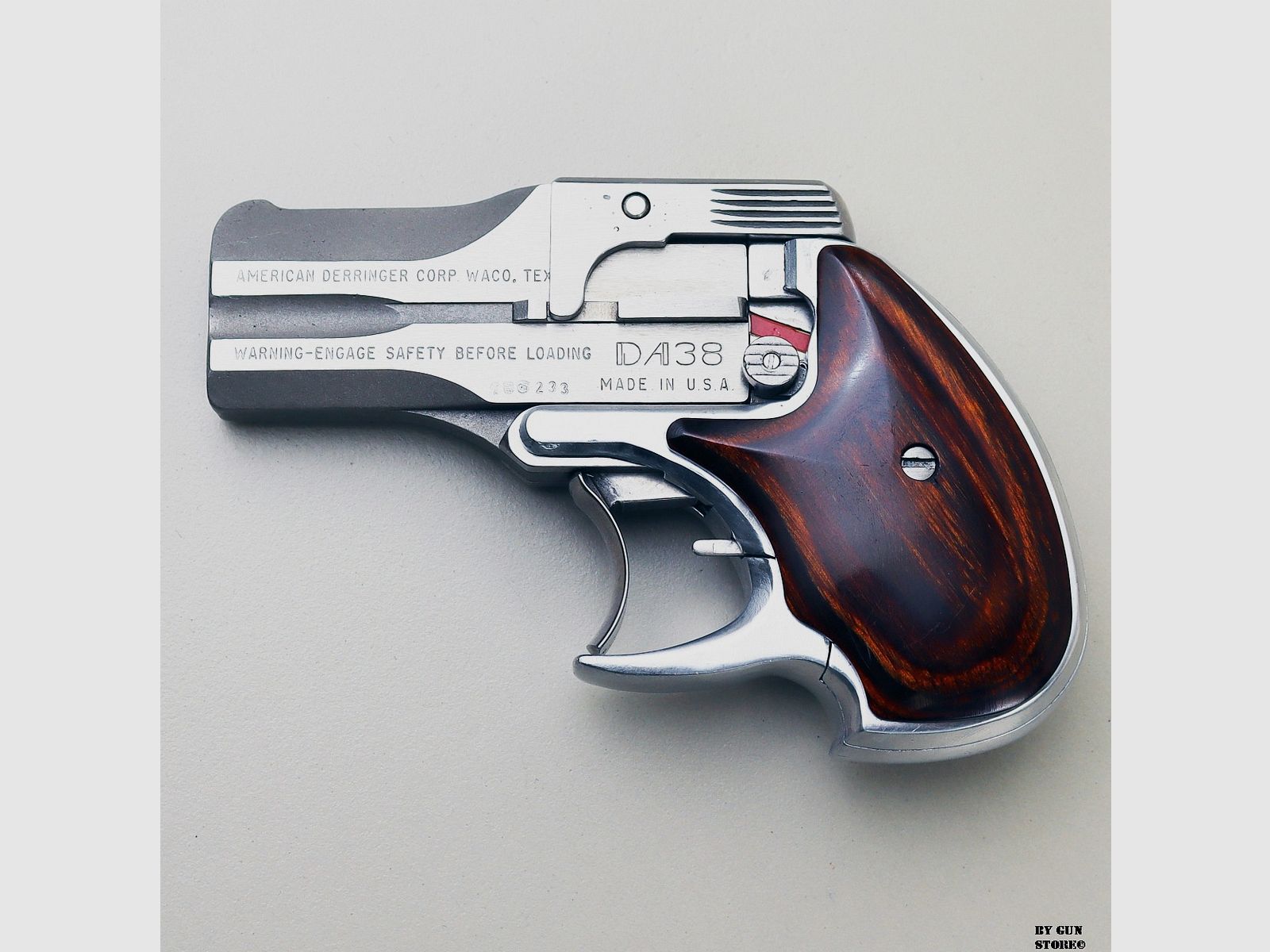 Pistole American Derringer Corp. mod. DA38 cal. 22lr matr. 82537, Bild 1 von 9