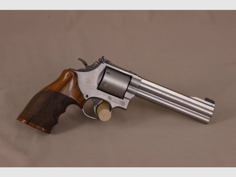 Smith & Wesson 686 Classic Sport