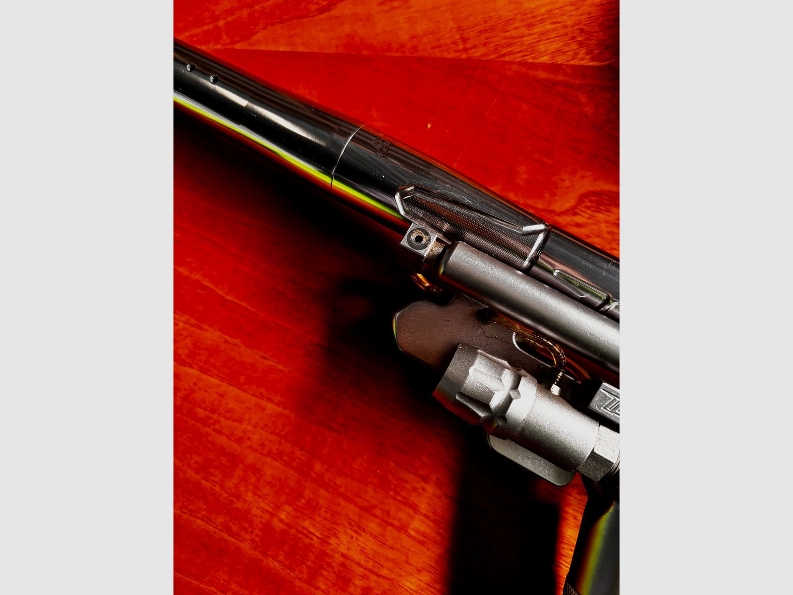 WGP Karnivor Autococker mit Halo B Hopper