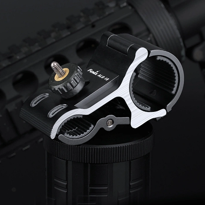Set aus Fenix HT18R LED-Taschenlampe, taktischer Montage ALG-18 und Fenix AER-05 Gel-Kabelschalter, Bild 11 von 18