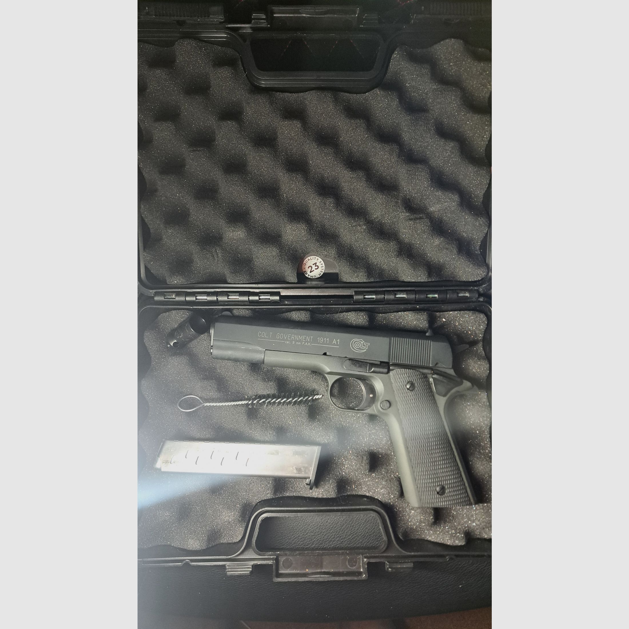 Colt Schreckschuss Pistole Government 1911 A1 gebraucht