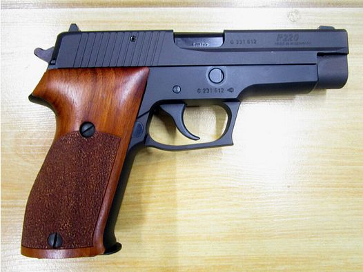 Sig Sauer P220