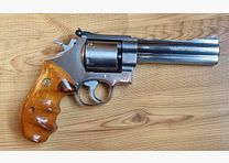 Revolver Smith & Wesson Mod. 627-0 modello del 1989 calibro .357Magnum canna 5,5