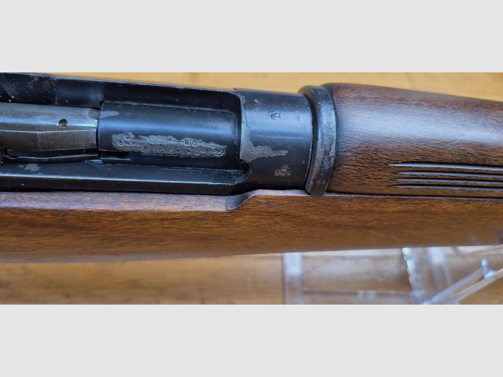 Schöner Lee-Enfield N°8 MKI – Britische Vorschriftstraining-Waffe – Kal. .22LR – Fazakerley-Fertigung von 1952 – Schönes militärisches „zivilisiertes“ Exemplar – Militärdiopter von guter Qualität – Sehr schöner Lauf und gute Mechanik – schönes Holz – TBE, Bild 17 von 31