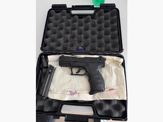 Walther p22q blank cartridge pistol met extra magazine