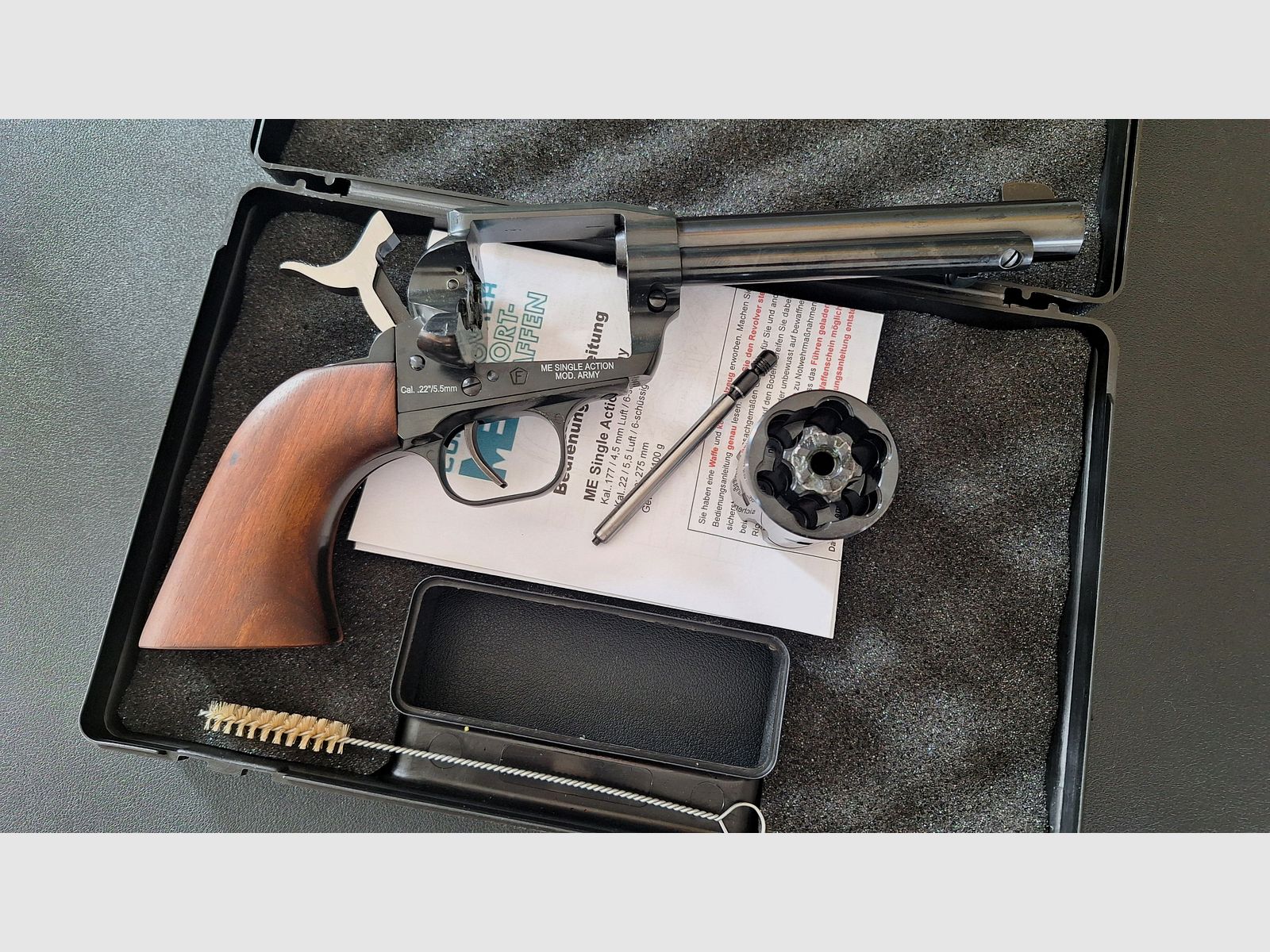 ME Single Action Army LEP Revolver Kaliber 22 5,5 mm  ---  Besonderheit! Mit herausnehmbarer Trommel!  ---  Wie beim scharfen Vorbild!