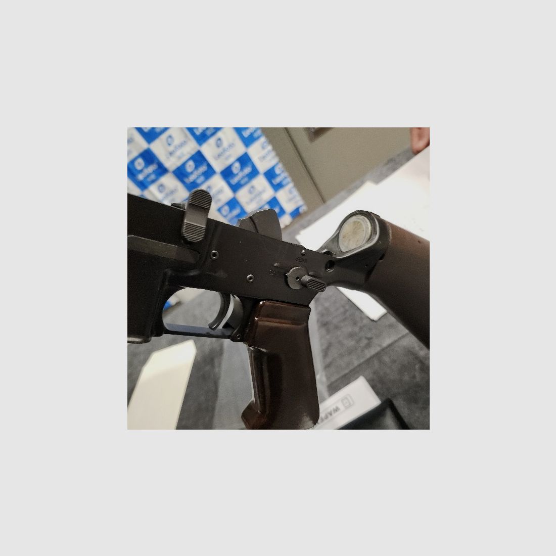 ARMALITE AR-10 GEMAAKT IN NEDERLAND DOOR ARTILLERIE INRICHTINGEN ZAANDAM IN 1959