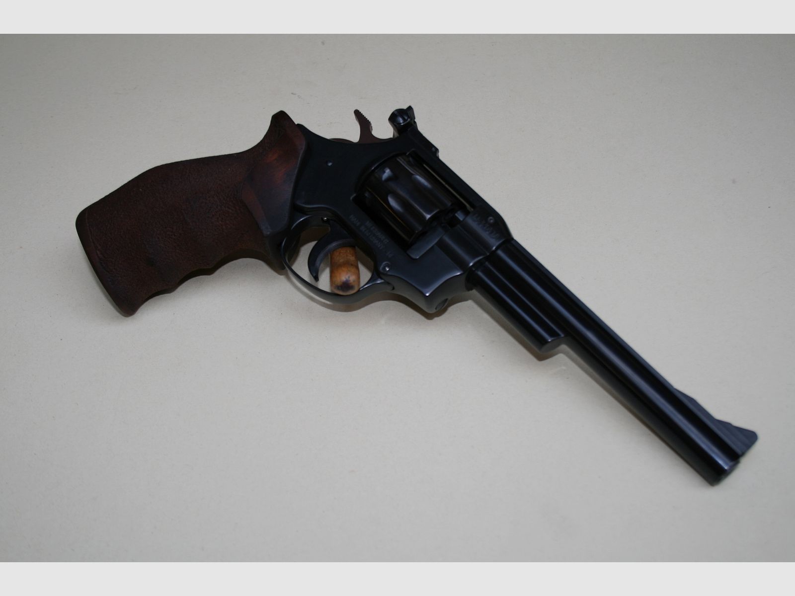 Revolver WEIHRAUCH HW7 T canon 6&Prime; calibre 22LR, image 2 sur 7