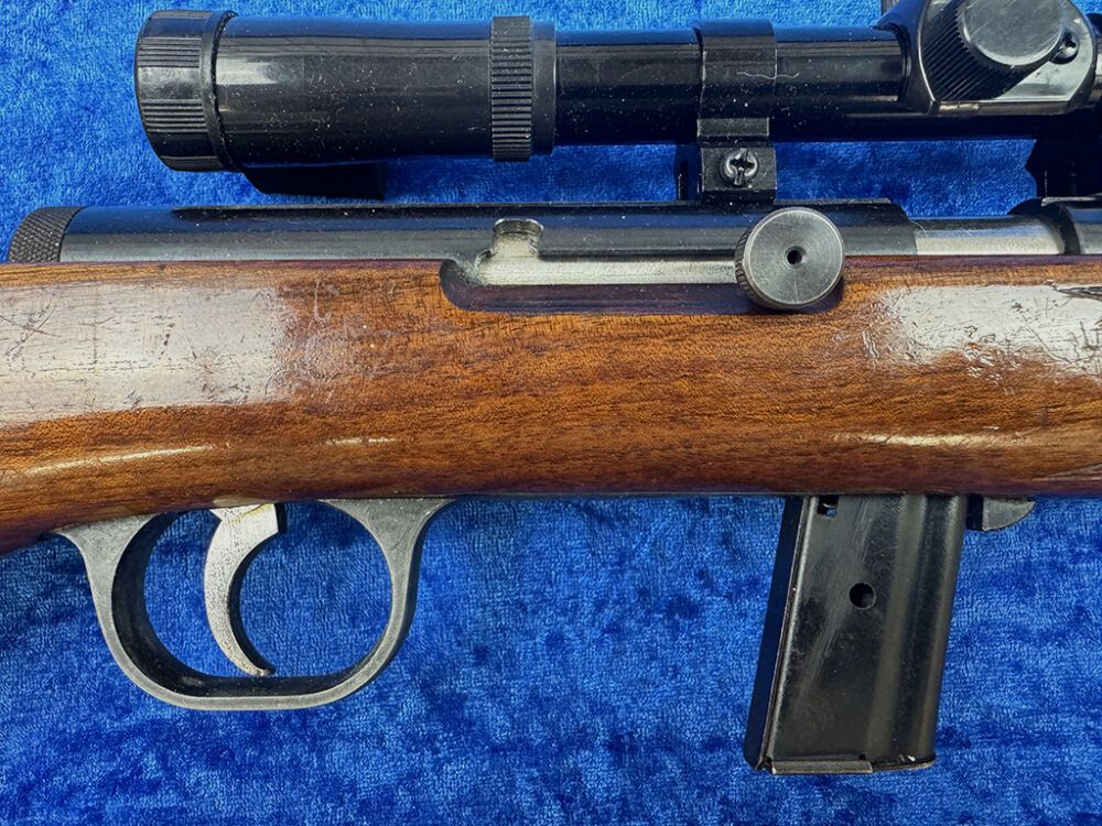 Voere KK semi-automatic