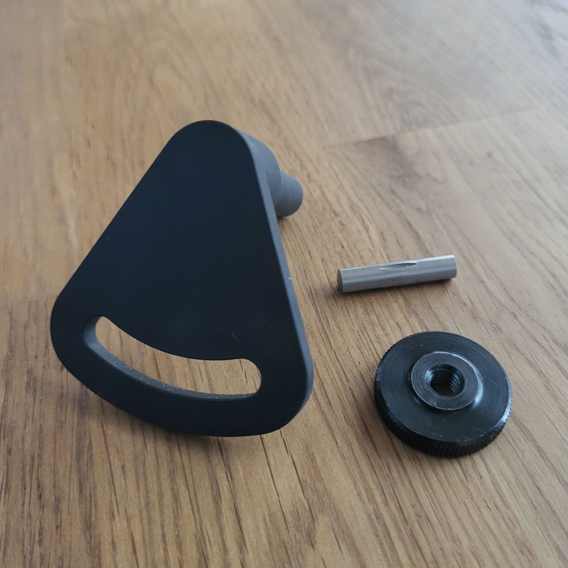 Renforcement du couple pour l'inclinaison latérale des bipieds standard