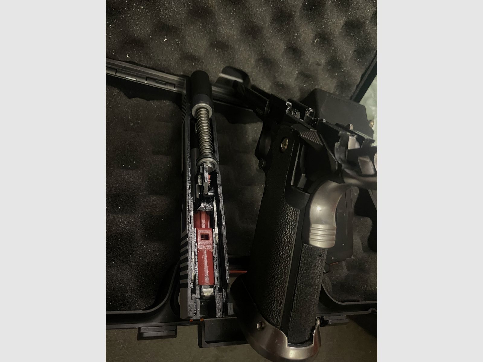 AW Custom Airsoft Pistole Hicapa 6mm BB + HPA Adapter Creeper Concepts