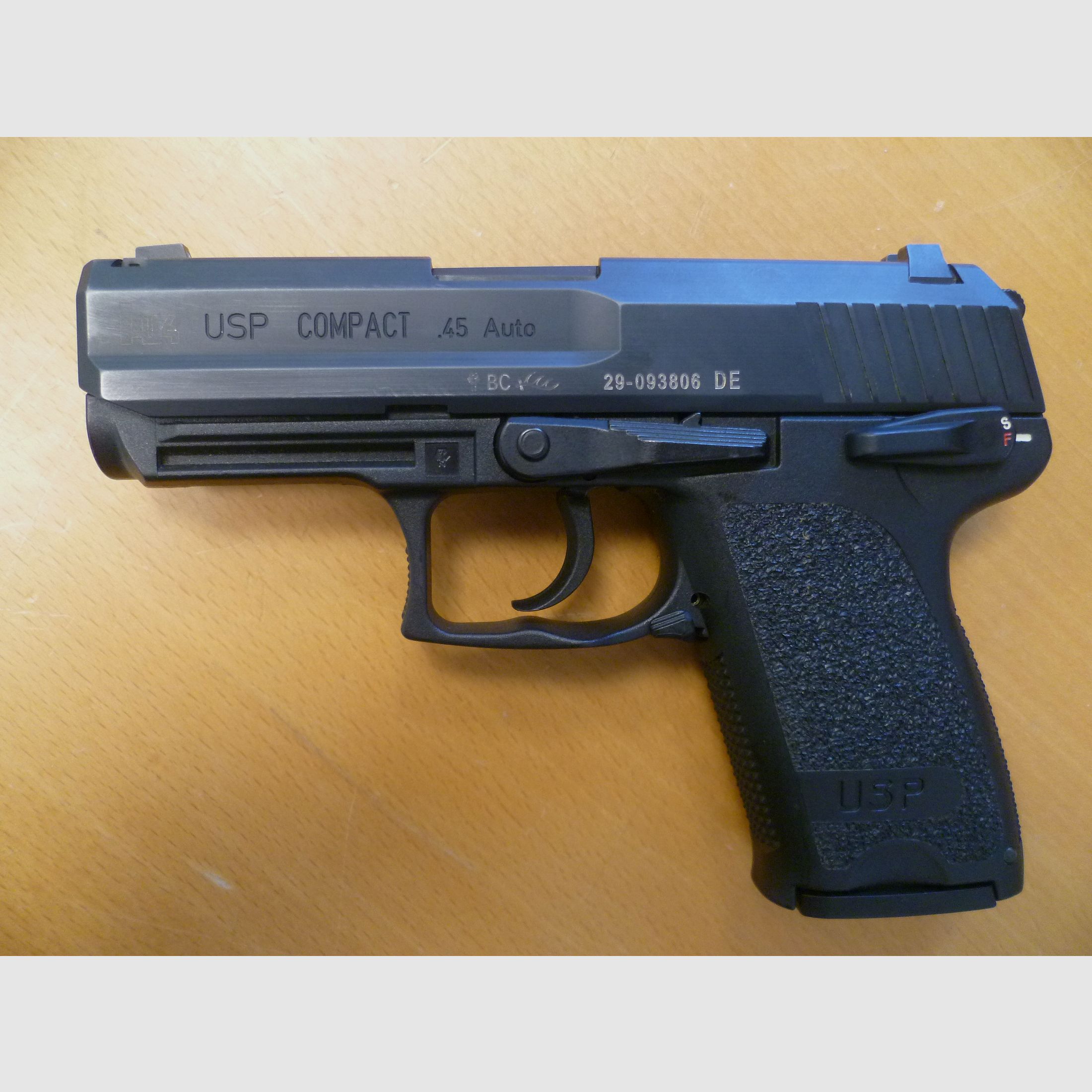 Pistole Heckler & Koch USP Compact .45 Auto