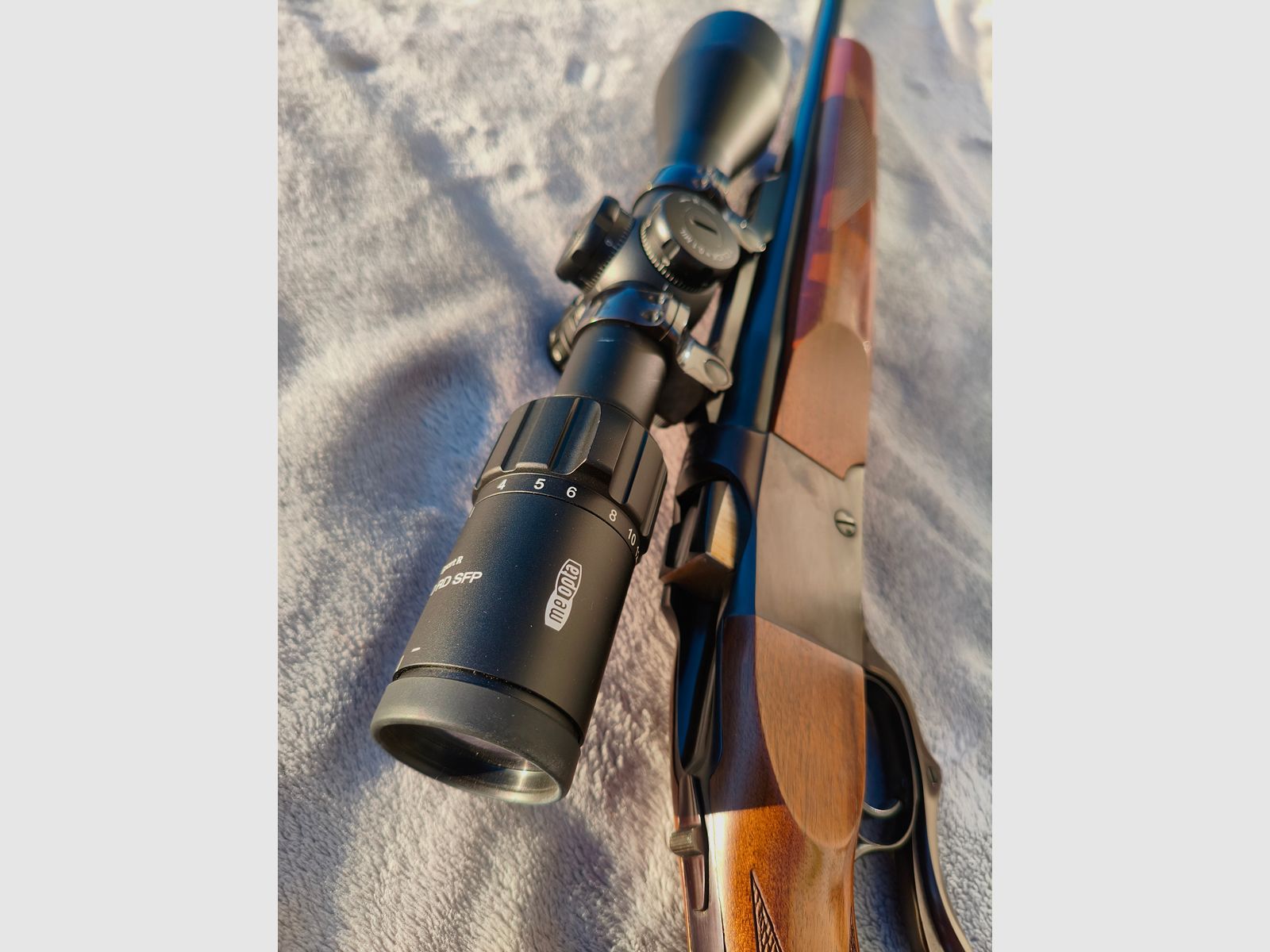 BLOCKBÜCHSE RUGER #1 (No. 1) .243 WIN Komplettpaket mit MEOPTA 3-15x50