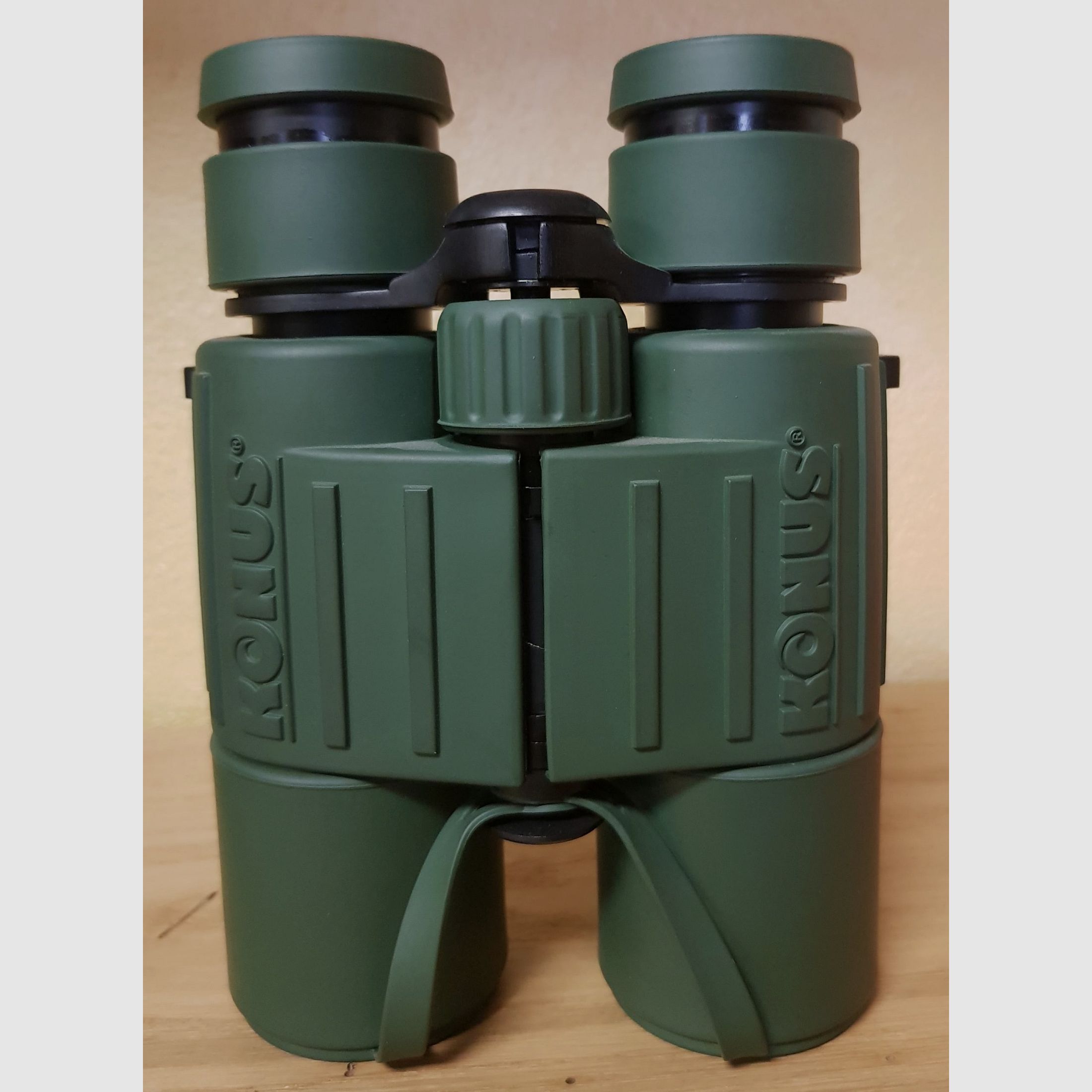 KONUS GUARDIAN 8X42